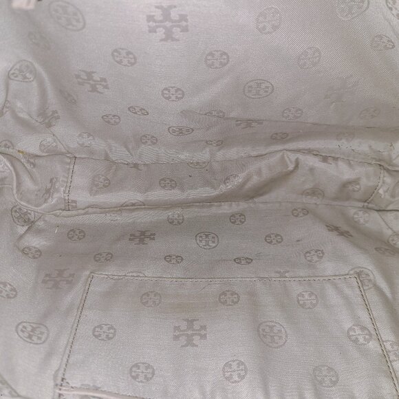 TORY BURCH Ivy Slouchy Shoulder Bag - Picture 9 of 10